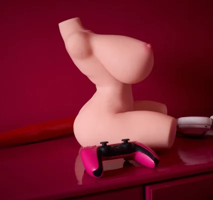 Dreamsdoll Ariana TPE small sex doll, small breast sex doll, smallest sex doll, 17.42lb product photo